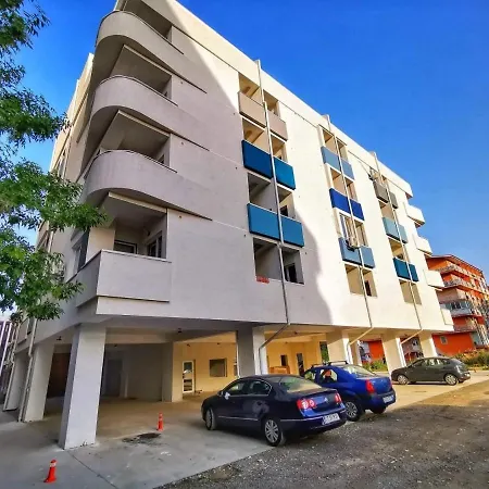 Apartament Turquoise Near The Sea شقة